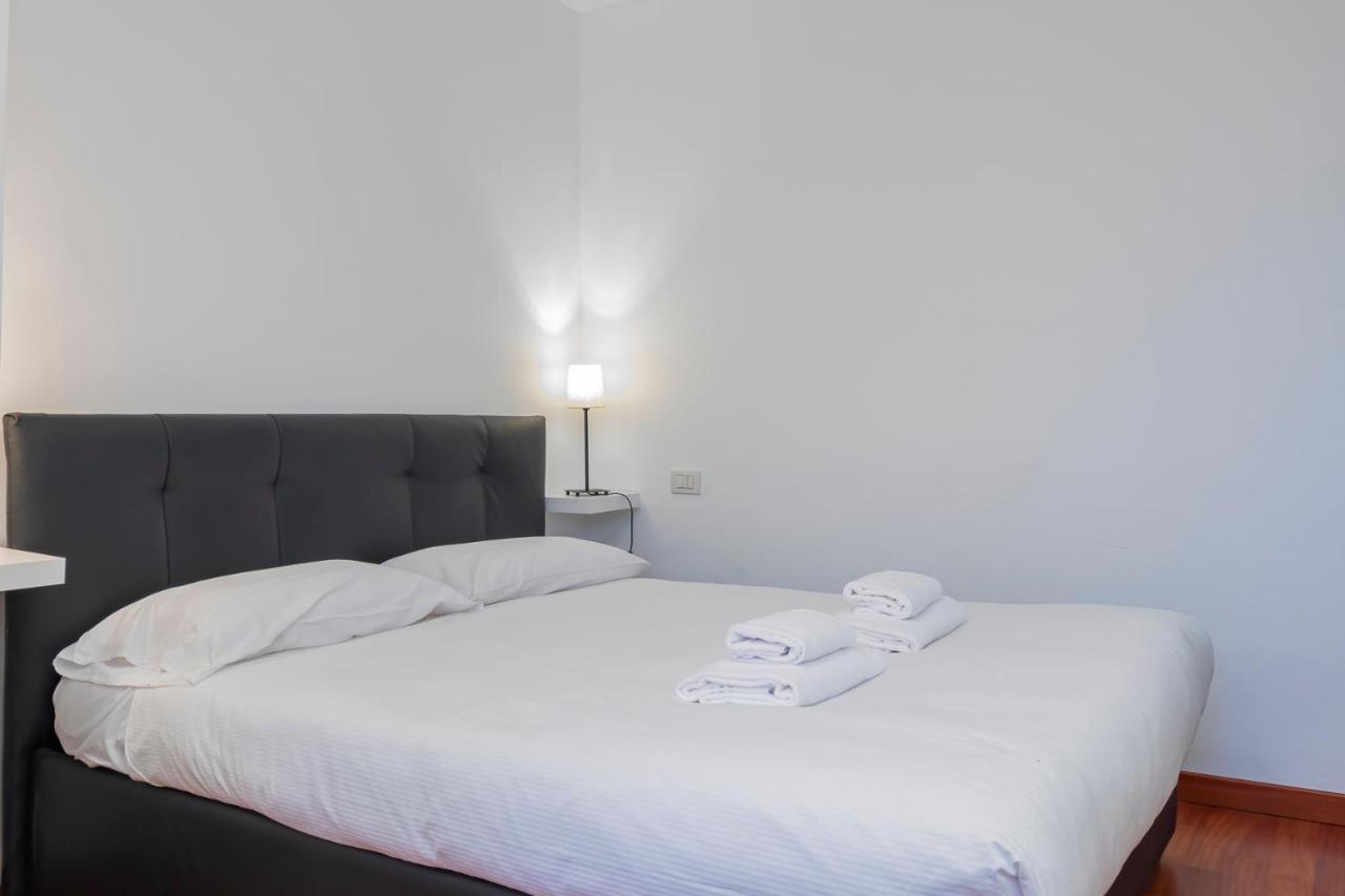I Host Apartment - Cermenate 9 Милан Экстерьер фото